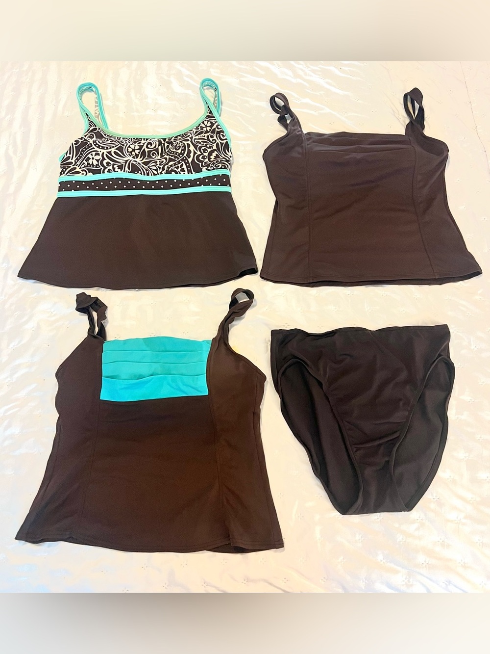 Caribbean Joe Women’s 12 4-Piece Mix & Match Tankini Swimwear Lot
